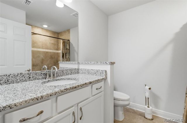 2834 N Canterbury Lake Drive, Hernando, FL 34442