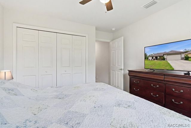 2834 N Canterbury Lake Drive, Hernando, FL 34442