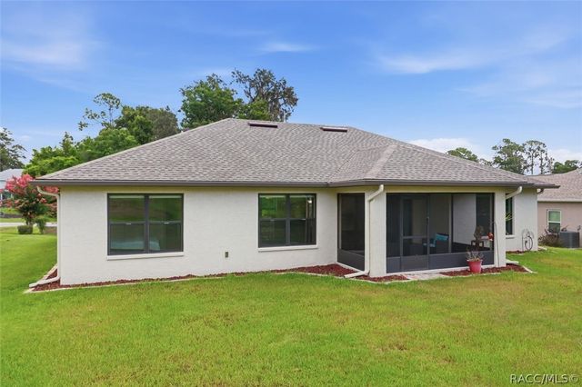 2834 N Canterbury Lake Drive, Hernando, FL 34442