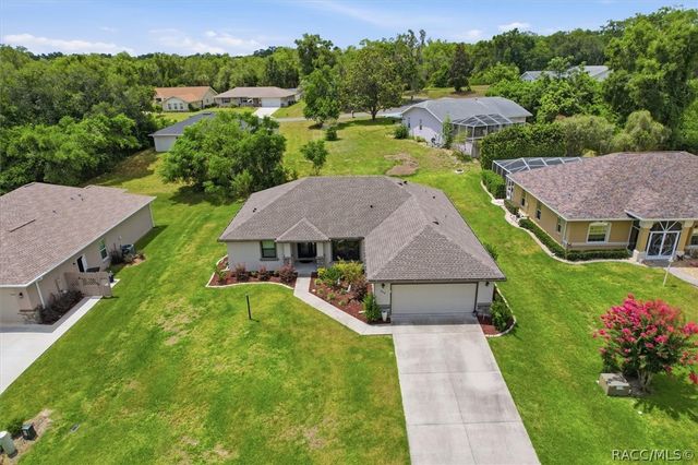 2834 N Canterbury Lake Drive, Hernando, FL 34442