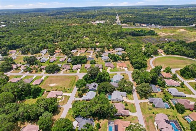 2834 N Canterbury Lake Drive, Hernando, FL 34442