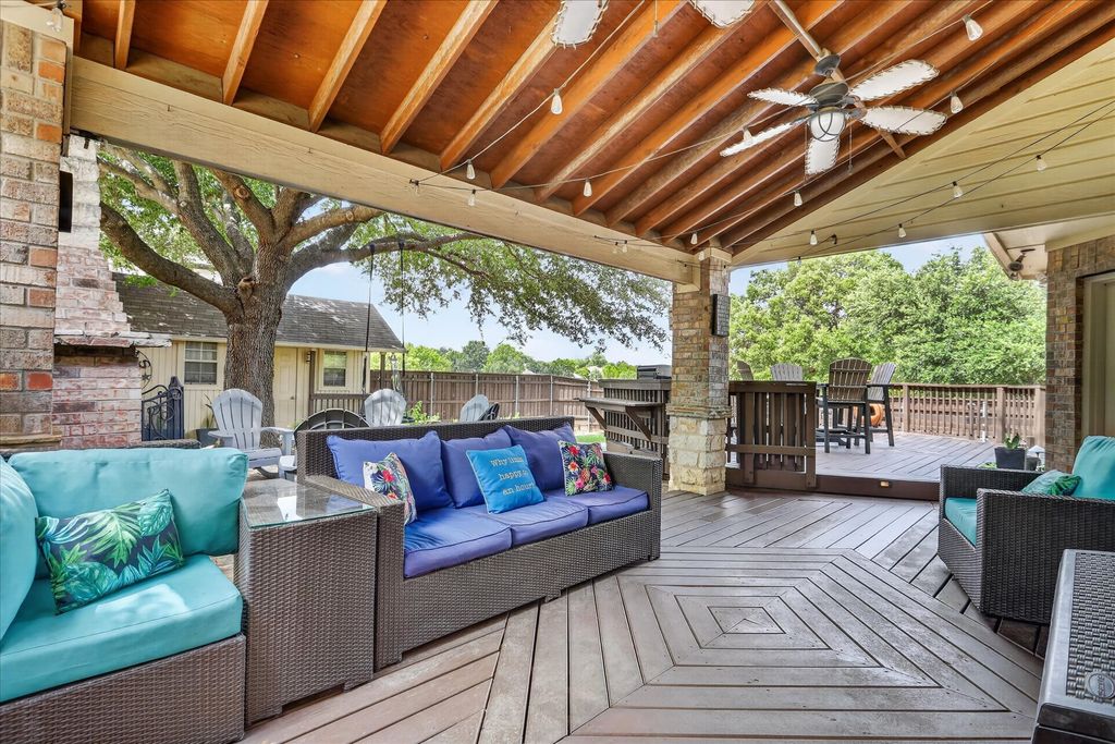 901 Brittany Drive, Lewisville, TX 75067 — photo 5