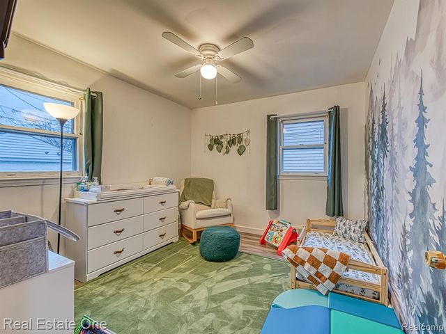 2209 Thomas Street, Lincoln Park, MI 48146