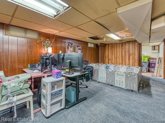 2209 Thomas Street, Lincoln Park, MI 48146