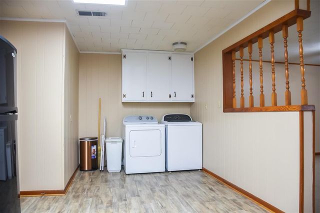 722 E Division Street, Jennings, LA 70546