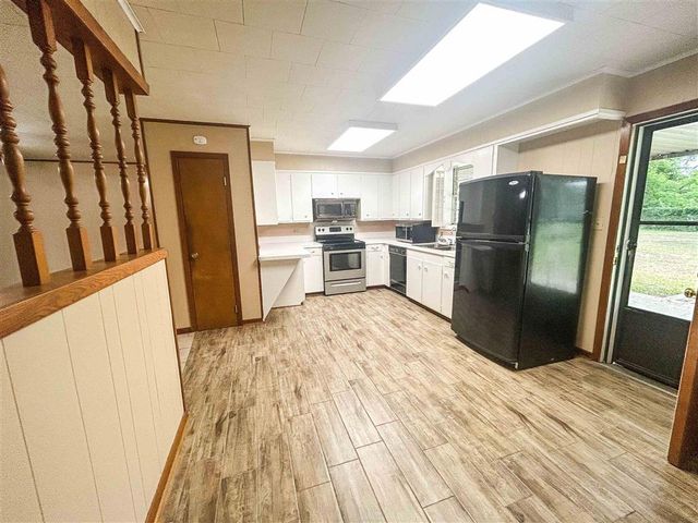 722 E Division Street, Jennings, LA 70546