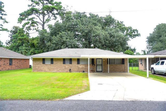 722 E Division Street, Jennings, LA 70546