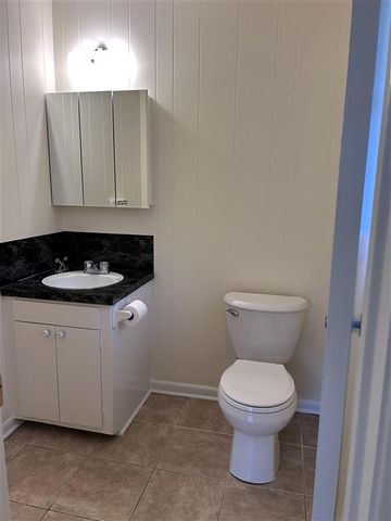 722 E Division Street, Jennings, LA 70546