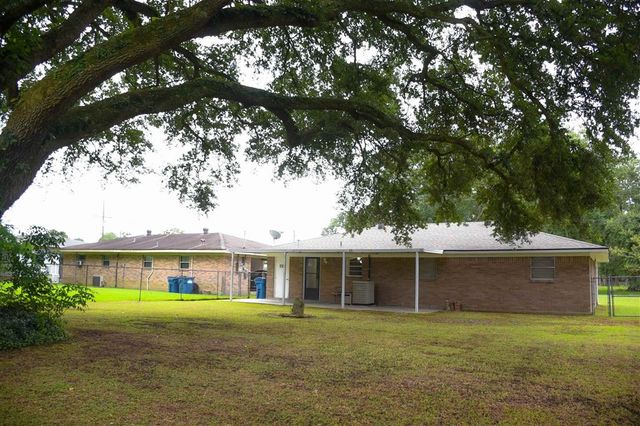 722 E Division Street, Jennings, LA 70546