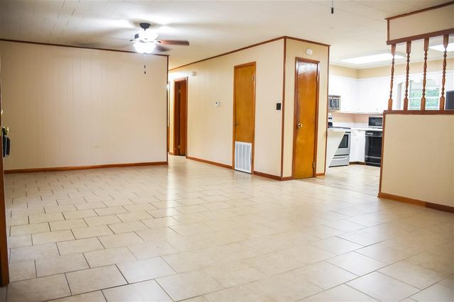 722 E Division Street, Jennings, LA 70546