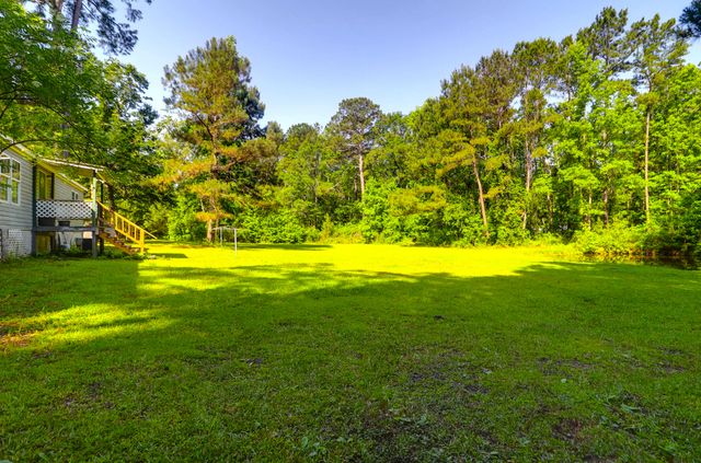 110 Copperhead Court, Round O, SC 29474