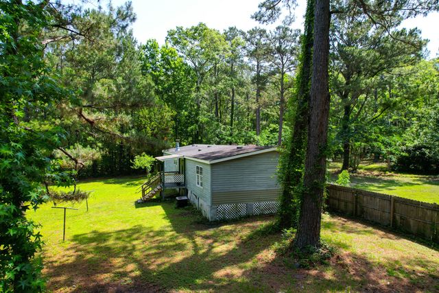 110 Copperhead Court, Round O, SC 29474