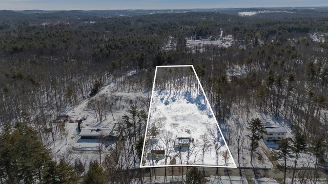 19 Maple Avenue, Newton, NH 03858