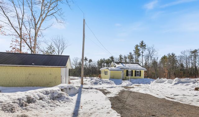 19 Maple Avenue, Newton, NH 03858