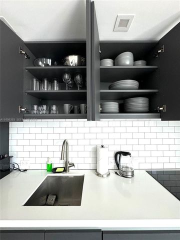 227 NE 2nd St 2306, Miami, FL 33132