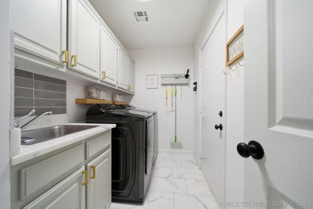 11221 S 107th East Avenue, Bixby, OK 74008