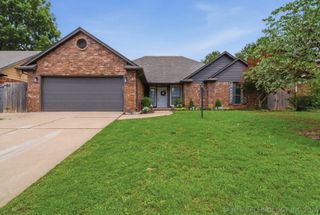 11221 S 107th East Avenue, Bixby, OK 74008