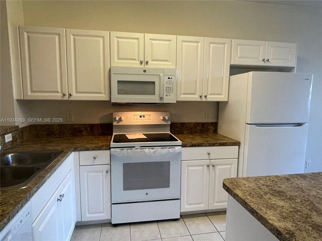 3550 Oleander Ter, Riviera Beach, FL 33404