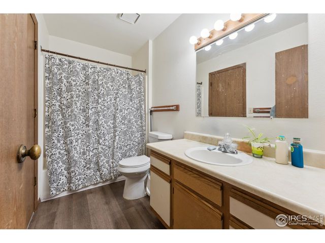 332 Terri Dr, Loveland, CO 80537