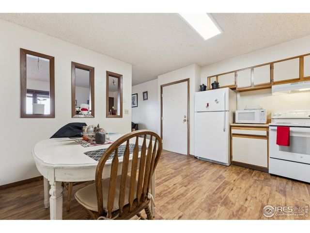 332 Terri Dr, Loveland, CO 80537