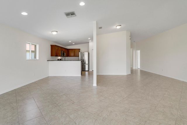 2007 SW Jamesport Dr Drive, Port St. Lucie, Port St Lucie, FL 34953