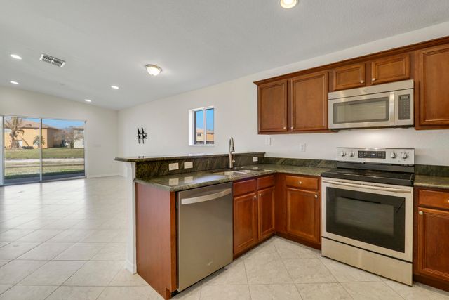 2007 SW Jamesport Dr Drive, Port St. Lucie, Port St Lucie, FL 34953