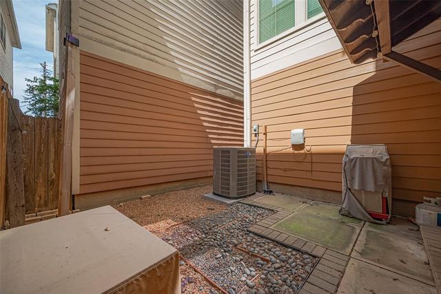 5307 Nett Street C, Houston, TX 77007