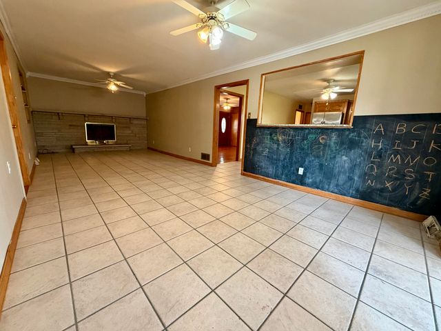 214 Laurel Drive, Berea, KY 40403