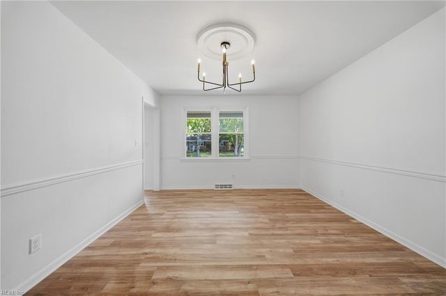 6809 Fordwick DR, Norfolk, VA 23518