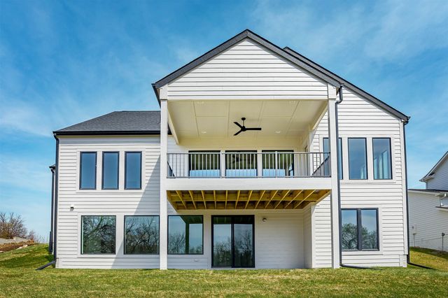 11295 Brookedale Drive, West Des Moines, IA 50263