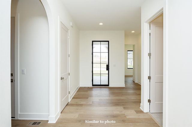 11295 Brookedale Drive, West Des Moines, IA 50263