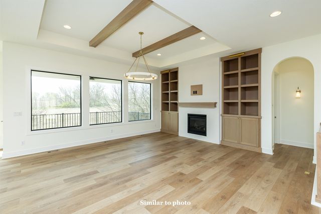 11295 Brookedale Drive, West Des Moines, IA 50263