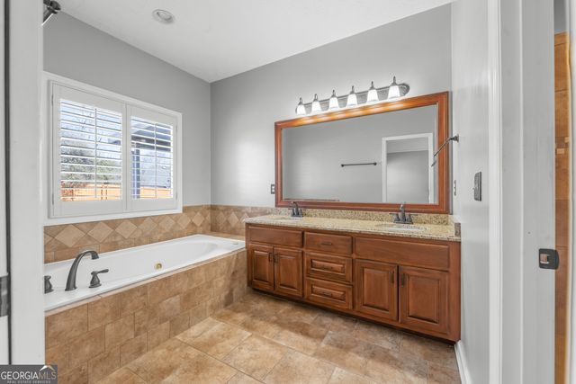 7240 Westport Loop, Midland, GA 31820