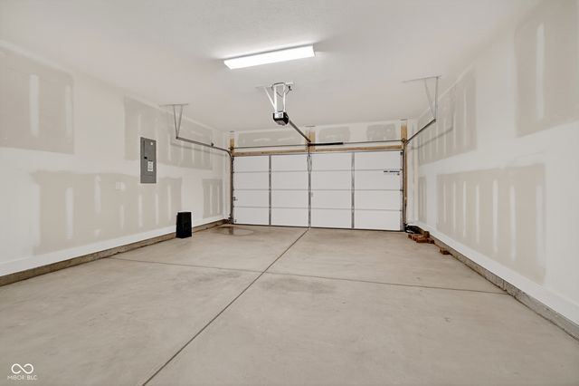 2456 Goldfinger Lane, Westfield, IN 46074