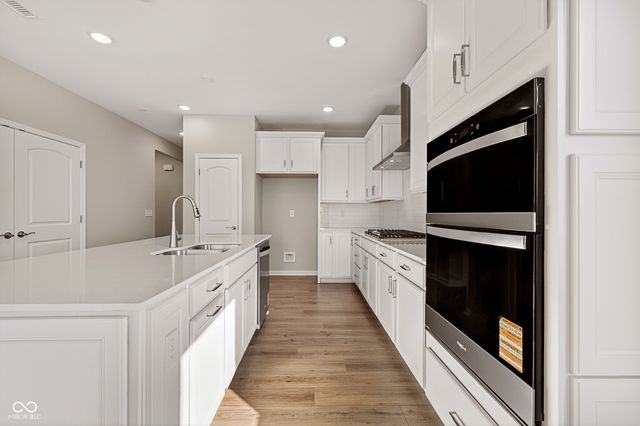 2456 Goldfinger Lane, Westfield, IN 46074