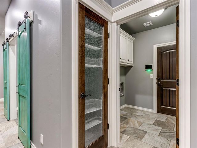 4613 Hambletonian Lane, Mustang, OK 73064