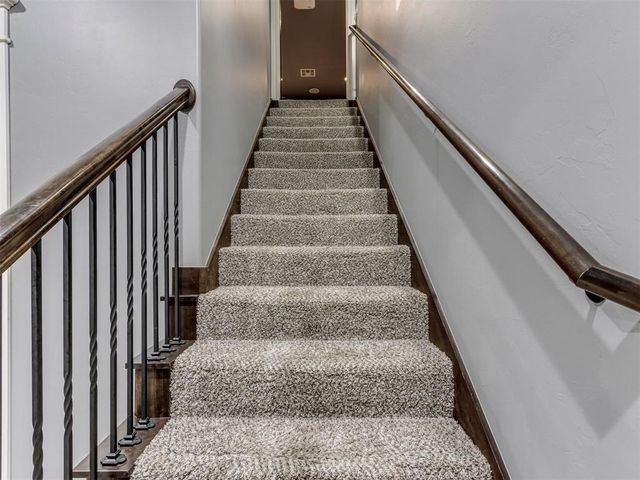 4613 Hambletonian Lane, Mustang, OK 73064