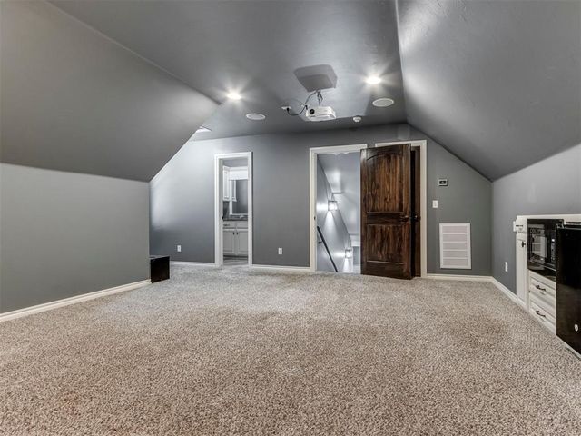 4613 Hambletonian Lane, Mustang, OK 73064