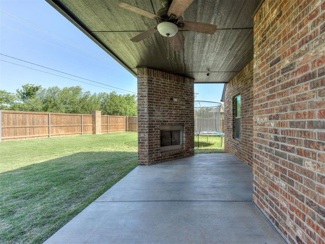 4613 Hambletonian Lane, Mustang, OK 73064