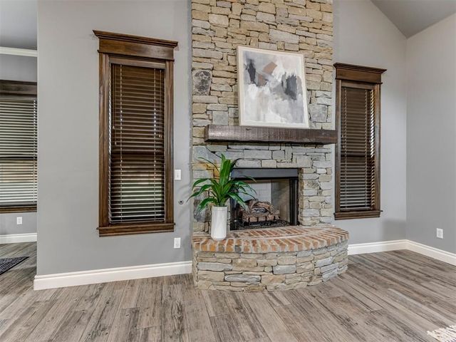 4613 Hambletonian Lane, Mustang, OK 73064
