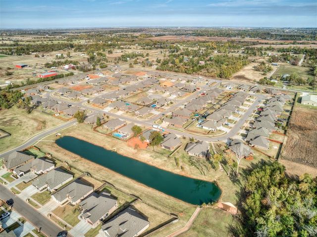 4613 Hambletonian Lane, Mustang, OK 73064