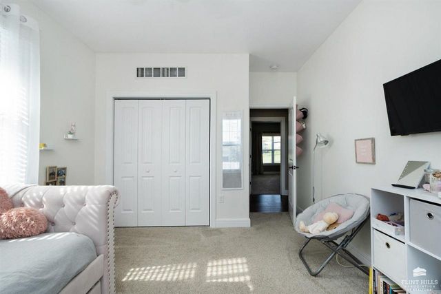 3429 Eldridge Drive, Manhattan, KS 66503