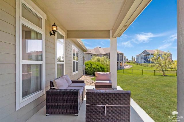 3429 Eldridge Drive, Manhattan, KS 66503