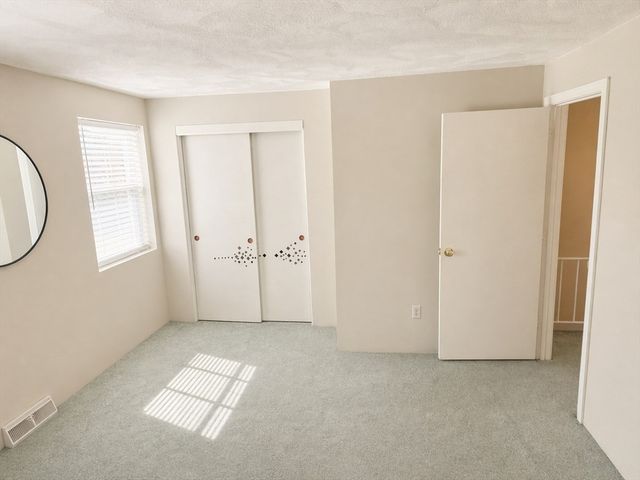 46 Pawtucket 34, Tyngsborough, MA 01879