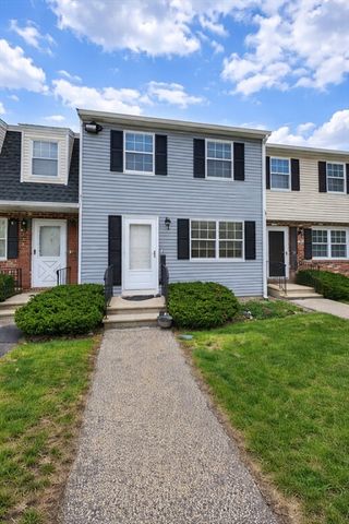 46 Pawtucket 34, Tyngsborough, MA 01879
