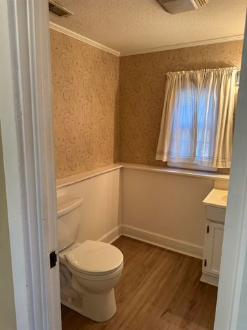 365 Forest Avenue, Spartanburg, SC 29302