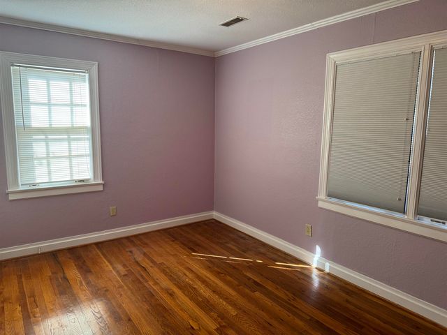 365 Forest Avenue, Spartanburg, SC 29302