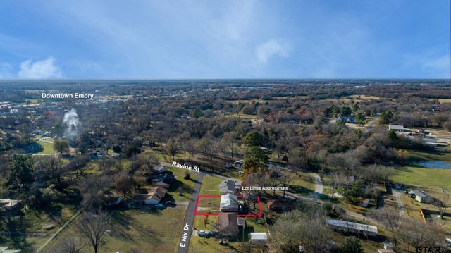 169 Nix Drive, Emory, TX 75440