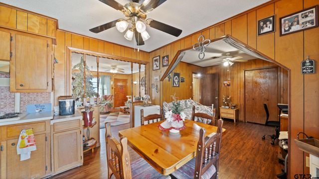 169 Nix Drive, Emory, TX 75440