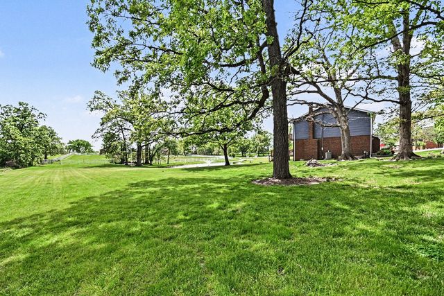 23115 S Hidden Lake Trail, Crete, IL 60417